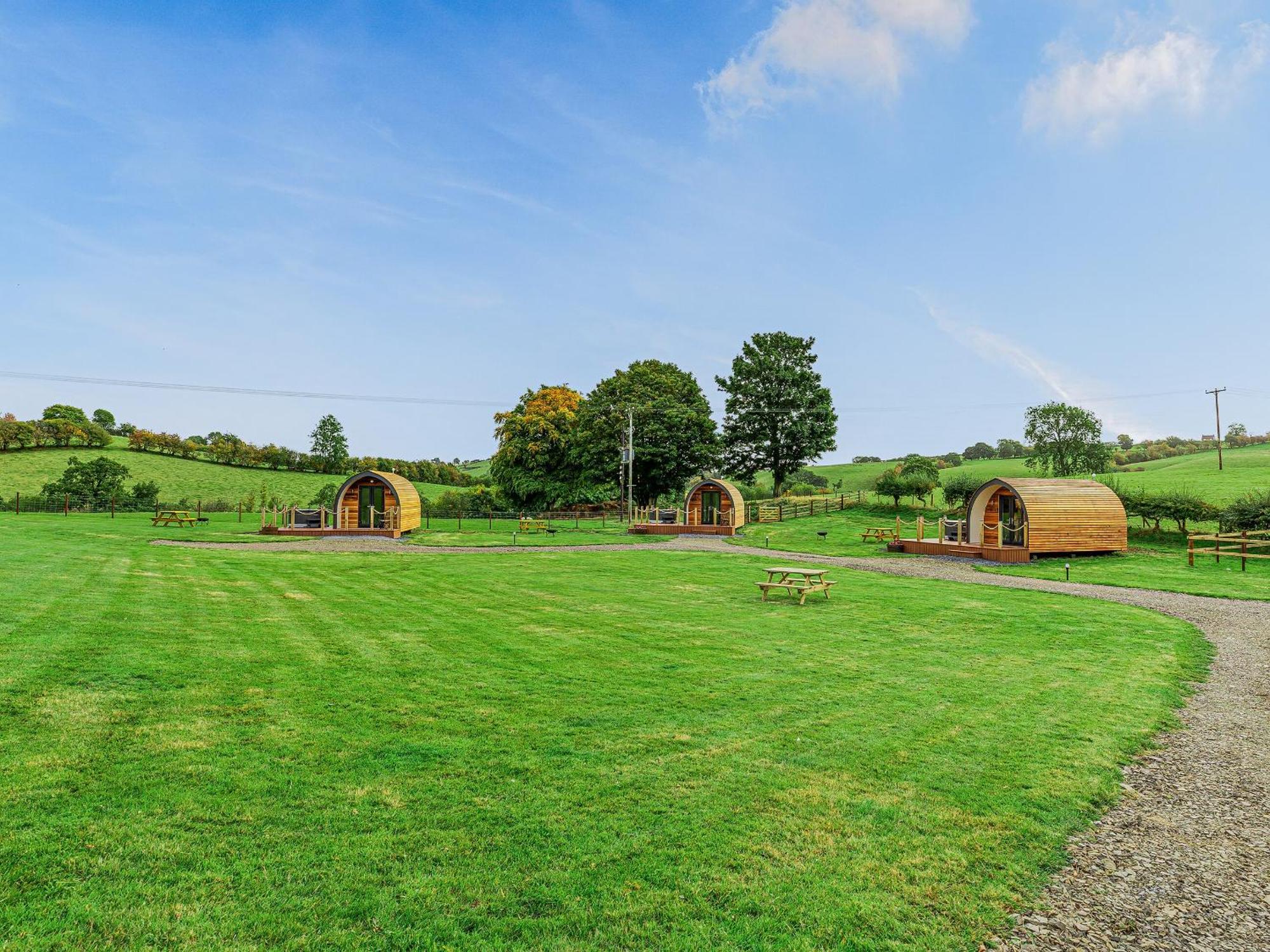Villa Oak-Uk36258 à Llanfair Caereinion Extérieur photo